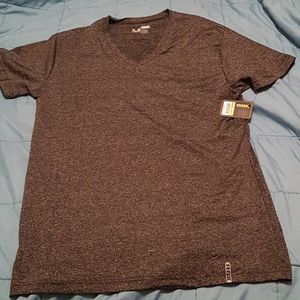 NWT Vneck RBX size Medium